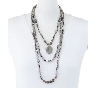 NWT Layered Czech Crystal Pendant Necklace